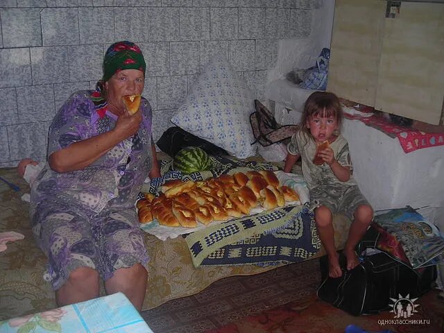 Моя тётушка с моей младшей дочкой. 2007 год. 