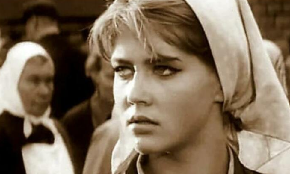 Лилита Озолиня в первом фильме «Когда дождь и ветер стучат в окно»