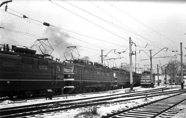 Электровозы ВЛ60