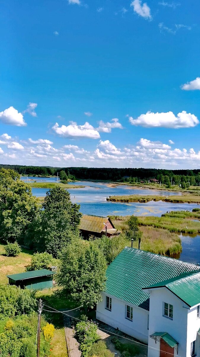 Прекрасное место!!! Тишина покой и какая красота. 