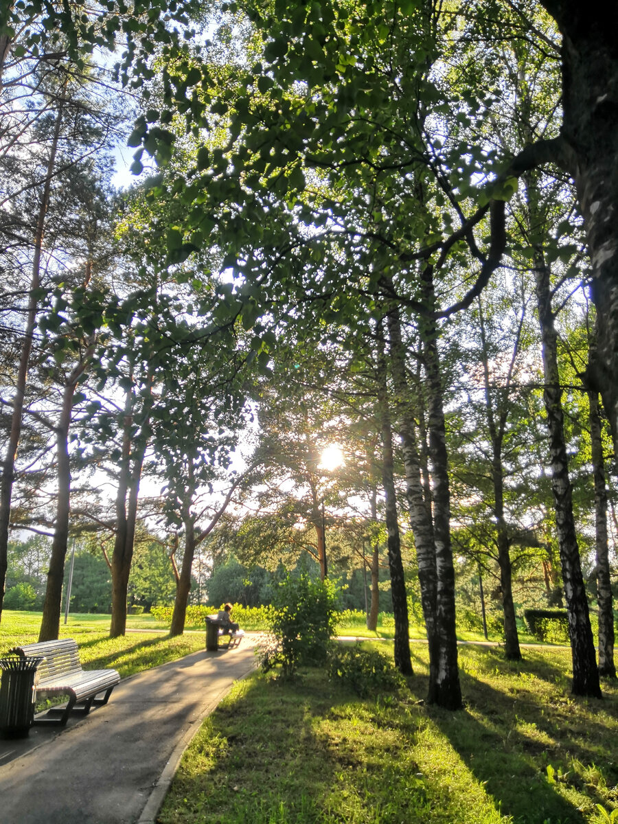А солнце светит всем, знающим и не знающим :)