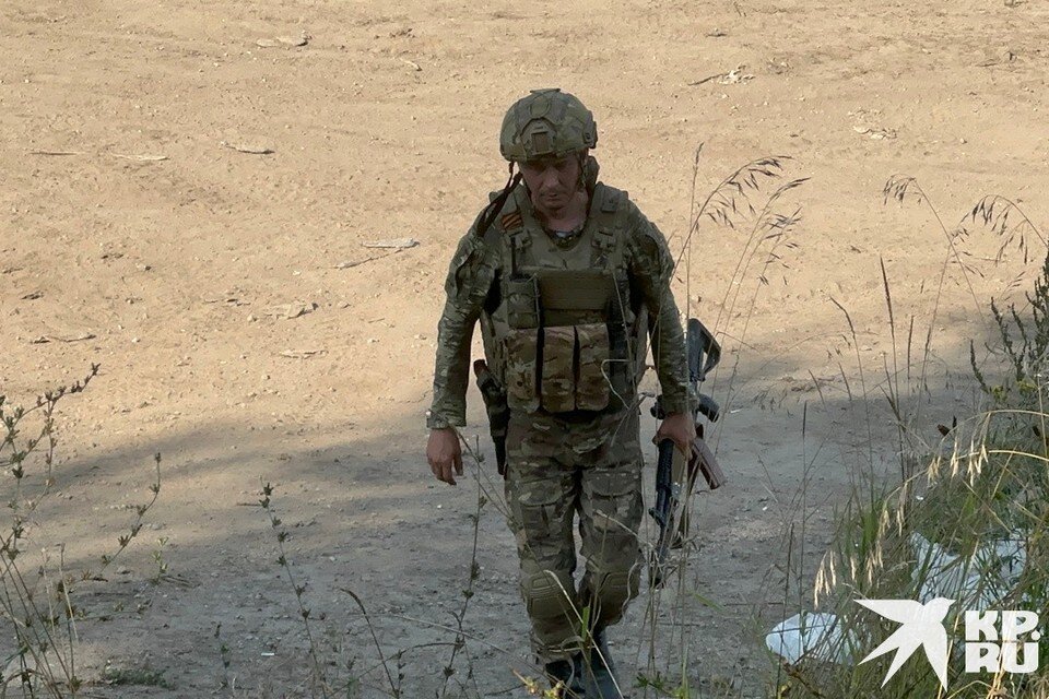    Дальше на колесах уже смертельно опасно, а ногами - как повезет Александр КОЦ