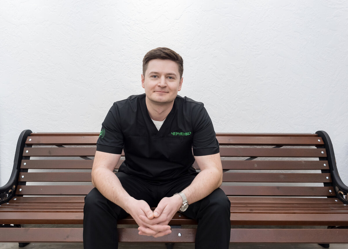 Черненко Валерий Юрьевич, Врач-невролог, специалист по лечению боли в КИЛБ