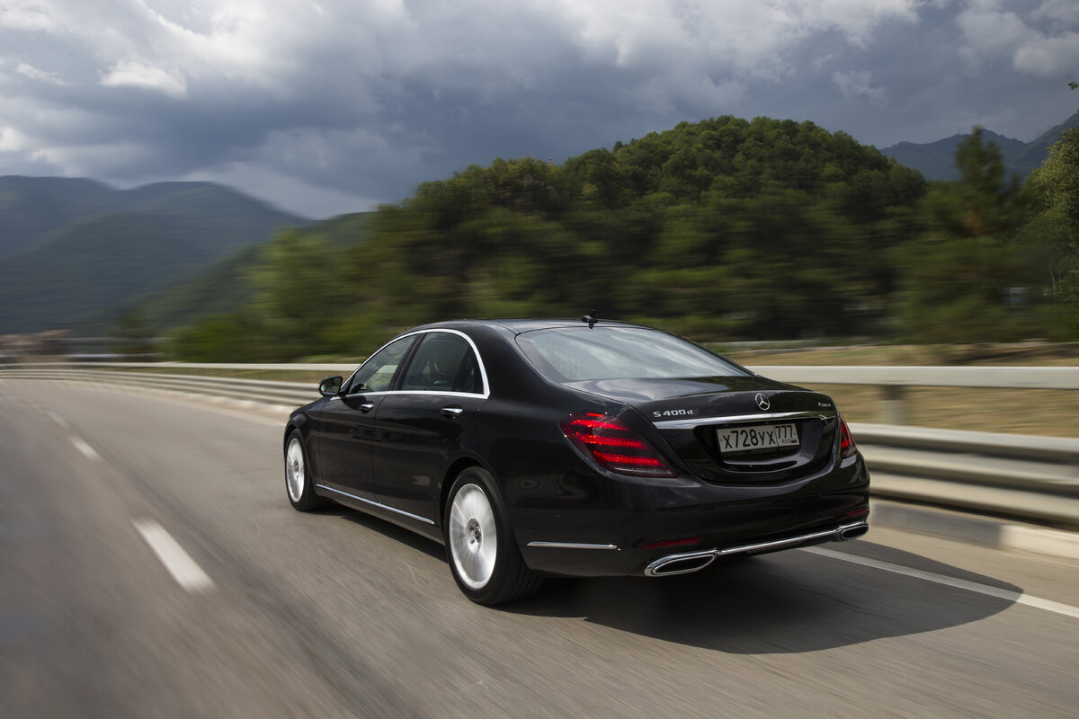 Вдвоем с электронным водителем управляем обновленным седаном Mercedes-Benz  S-класса. | Max Drive | Дзен