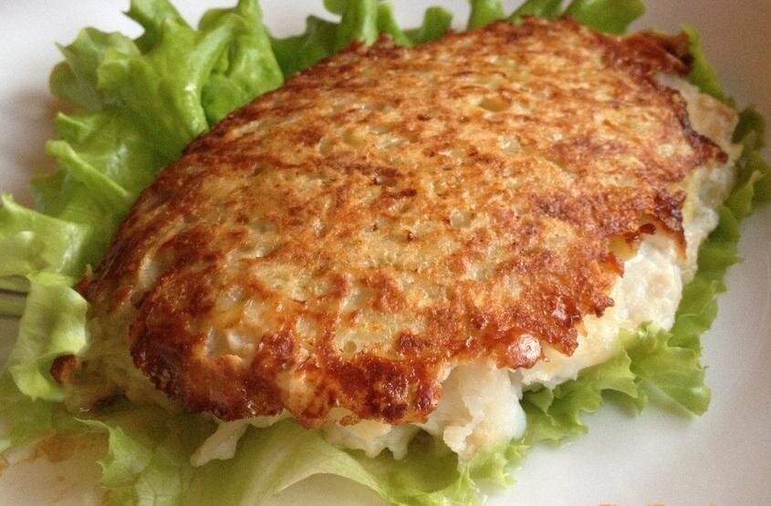 рыбка в шубке. рыба в картофельном кляре. горбуша под шубой. горбуша по царски. рыба по царски.