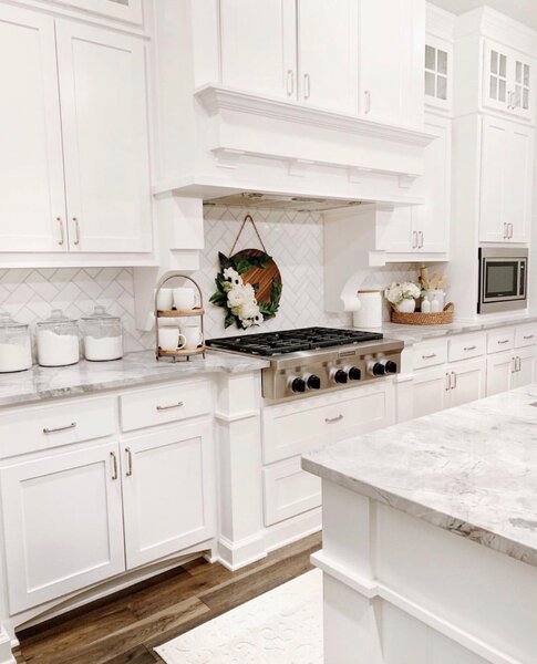 Проведена сложная работа по организации встроенной вытяжки/@mytexashouse