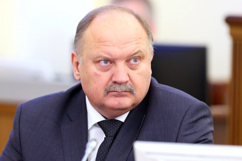 По словам вице-губернатора Петербурга Николая Бондаренко, тарифы на очистку придомовых территорий были взяты "с потолка" 10 лет назад