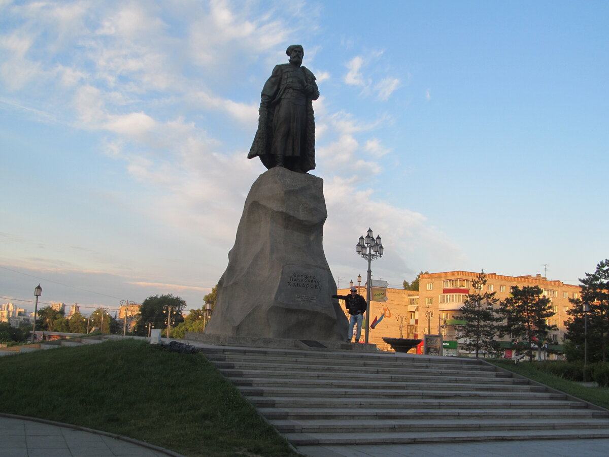 Фото автора. Привокзальная площадь Хабаровска.