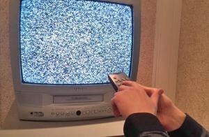 Цифровой телевизор – это особый тип телеприемников, наделенных возможностью принимать и воспроизводить сигнал в «цифре».