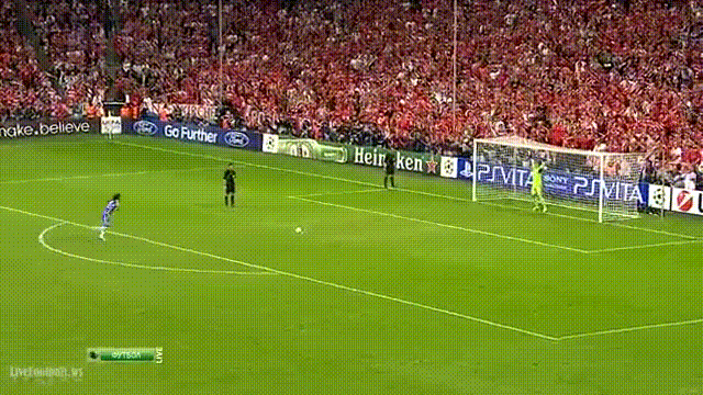 Серия пенальти. 2:1. Давид Луис.