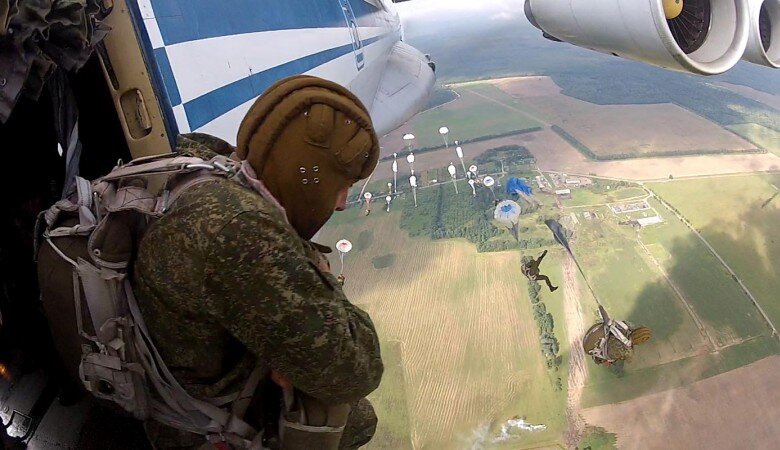Отделение от самолета ИЛ-76