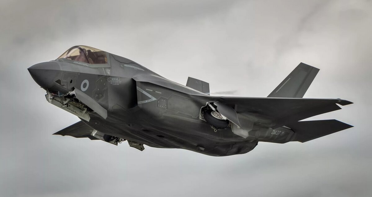  F-35 "Lightning II"