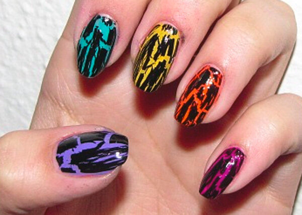 Ногти с дизайном кракелюр