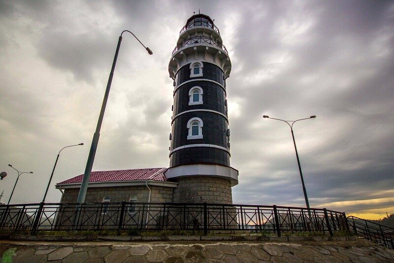 Байкал: Недавно построенный маяк 
