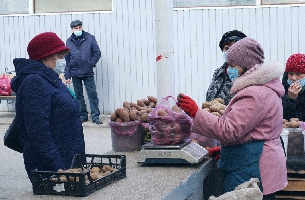 "Будем разбираться, почему у вас весы "приболели". Лёш, принеси из машины зажигалку мою.." Ровно через 3 минуты все вопросы отпали, а перед дедом стали извиняться.-4