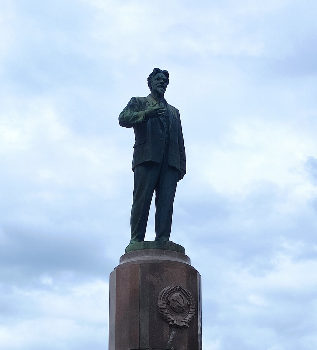 Памятник товарищу Калинину