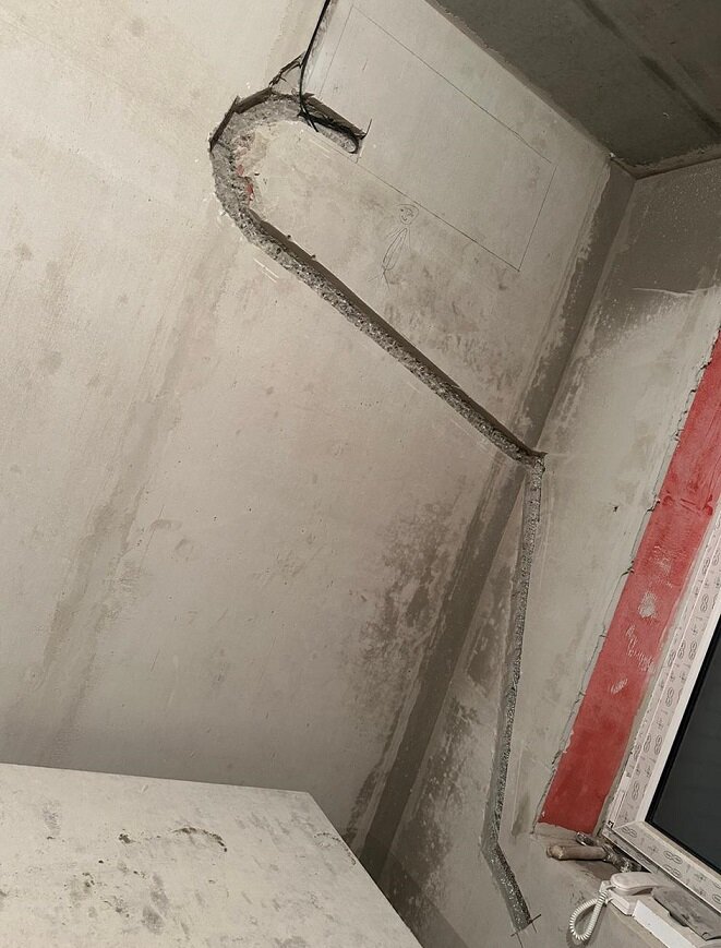 Продолжение ремонта. Закладка трассы под кондиционер. Никто не хочет ...