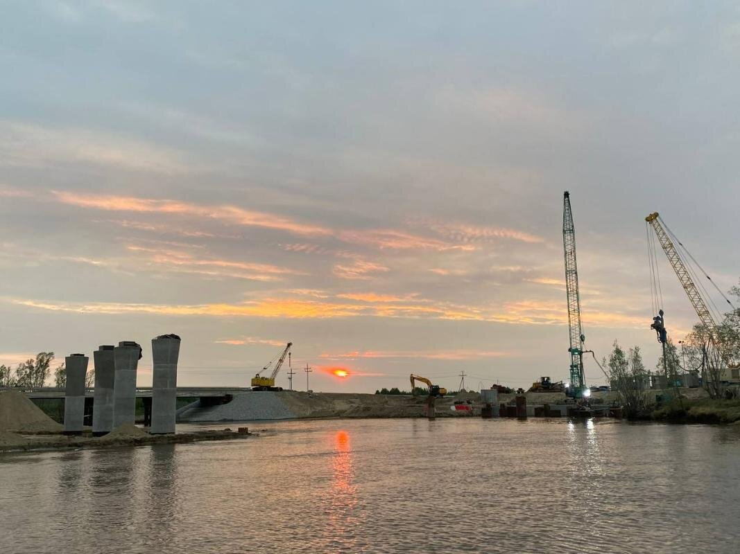    На втором мосту через Обь в Сургуте в этом году начнут надвигать пролеты