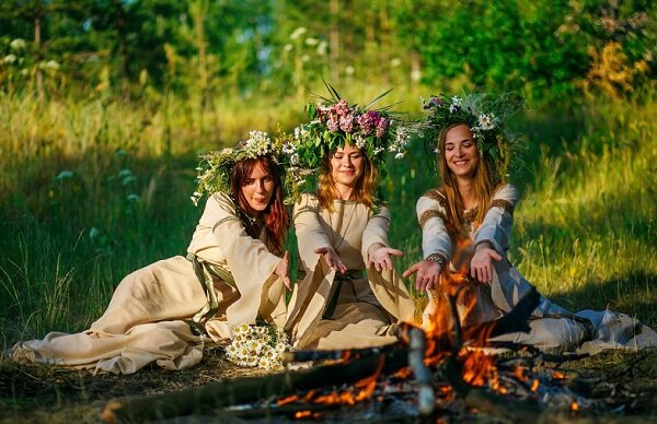  22:37Как отмечают праздник Ивана Купала
