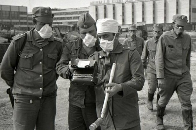 Фотография ликвидаторов аварии на Чернобыльской АЭС