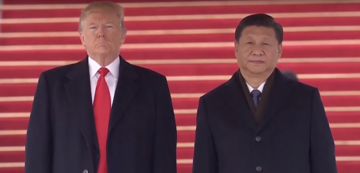 Трамп и Си Цзиньпин.