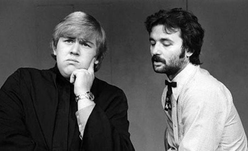 Джон Кэнди и Билл Мюррей на сцене "The Second city" (фото из свободного доступа интернета)