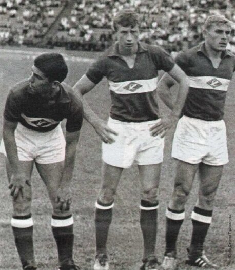 Сёмин (в центре) в "Спартаке"                               Фото: Сергей Привалов