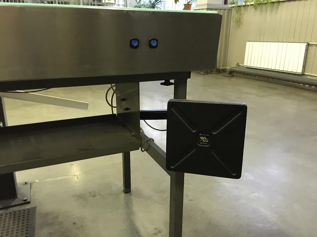  Смонтированная ближнепольная антенна, готовая к применению