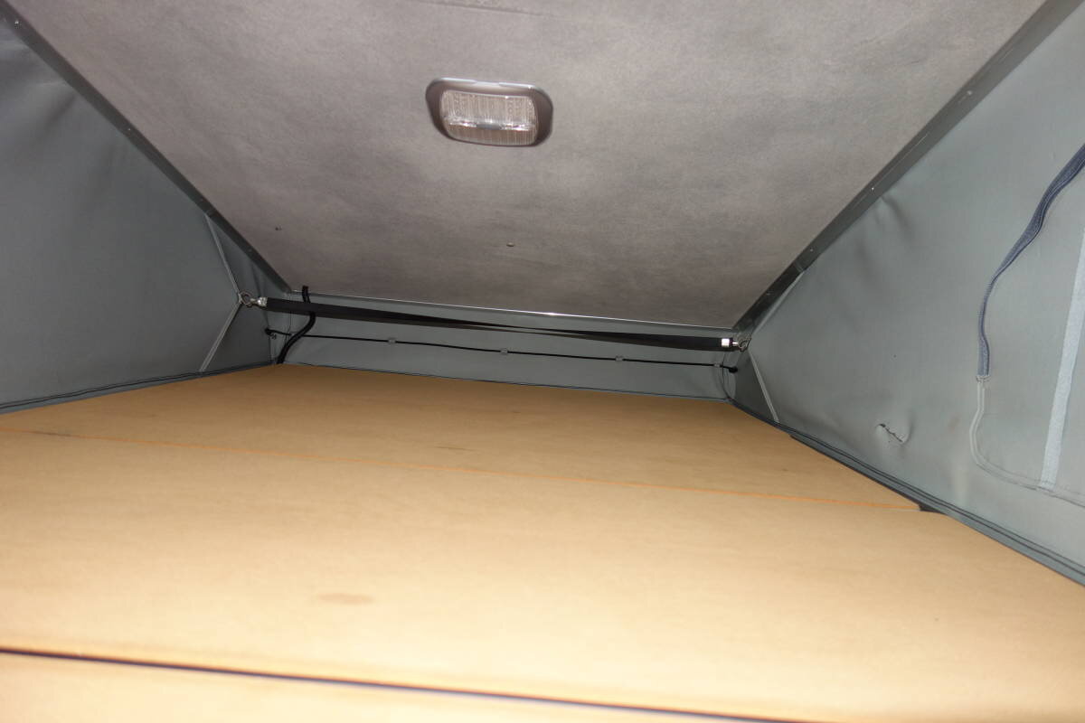 Салон автодома на базе Mazda Scrum 4WD