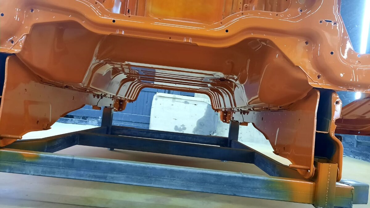 Покраска моторного отсека каркаса кабины