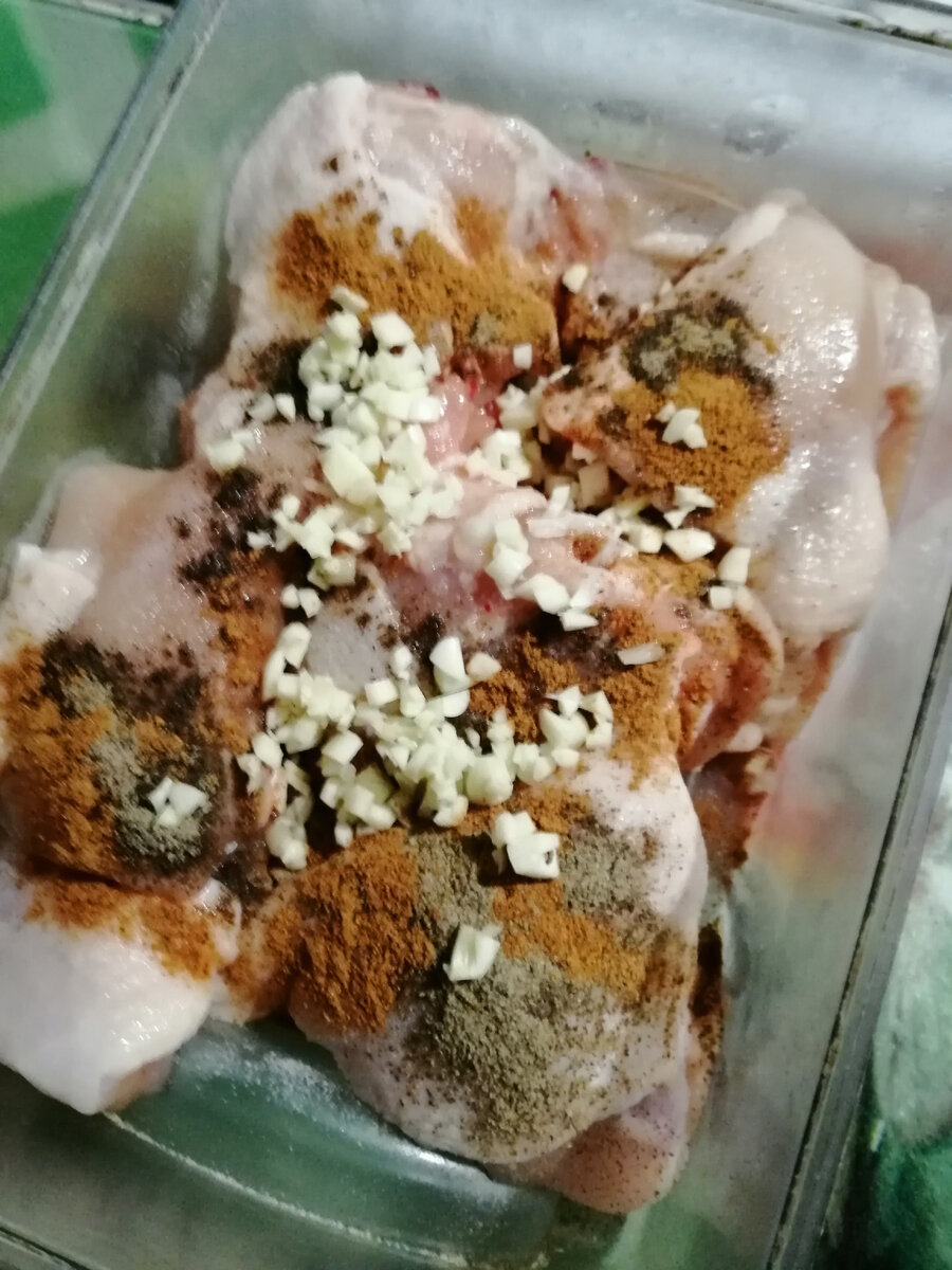 У меня сегодня классика: чёрный и красный молотый перец