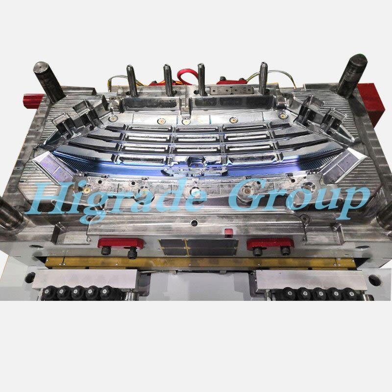 Пресс-форма для решётки автомобиля