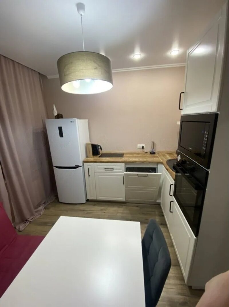 Быстренький ремонт однушки 45 м2. Уложились в 1,5 млн., хоть многие и ...