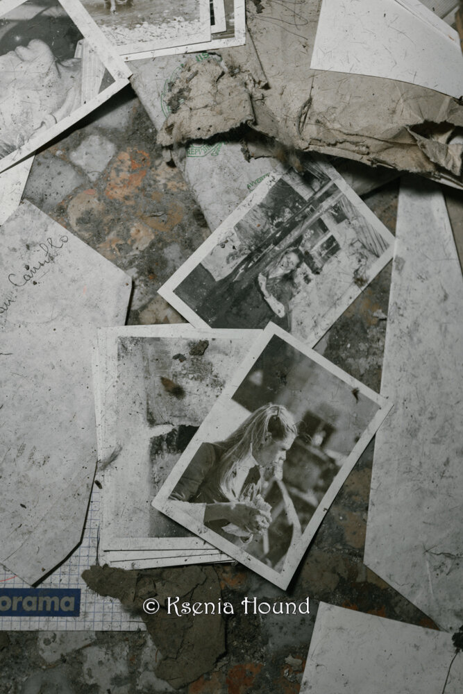 Забрались в заброшенную виллу, хозяева которой попали в тюрьму. Вилла и ...