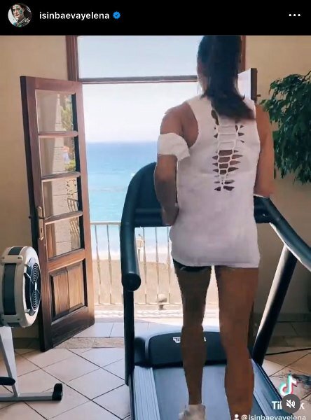     Исинбаева в своем доме в Италии, фото: sports.kz