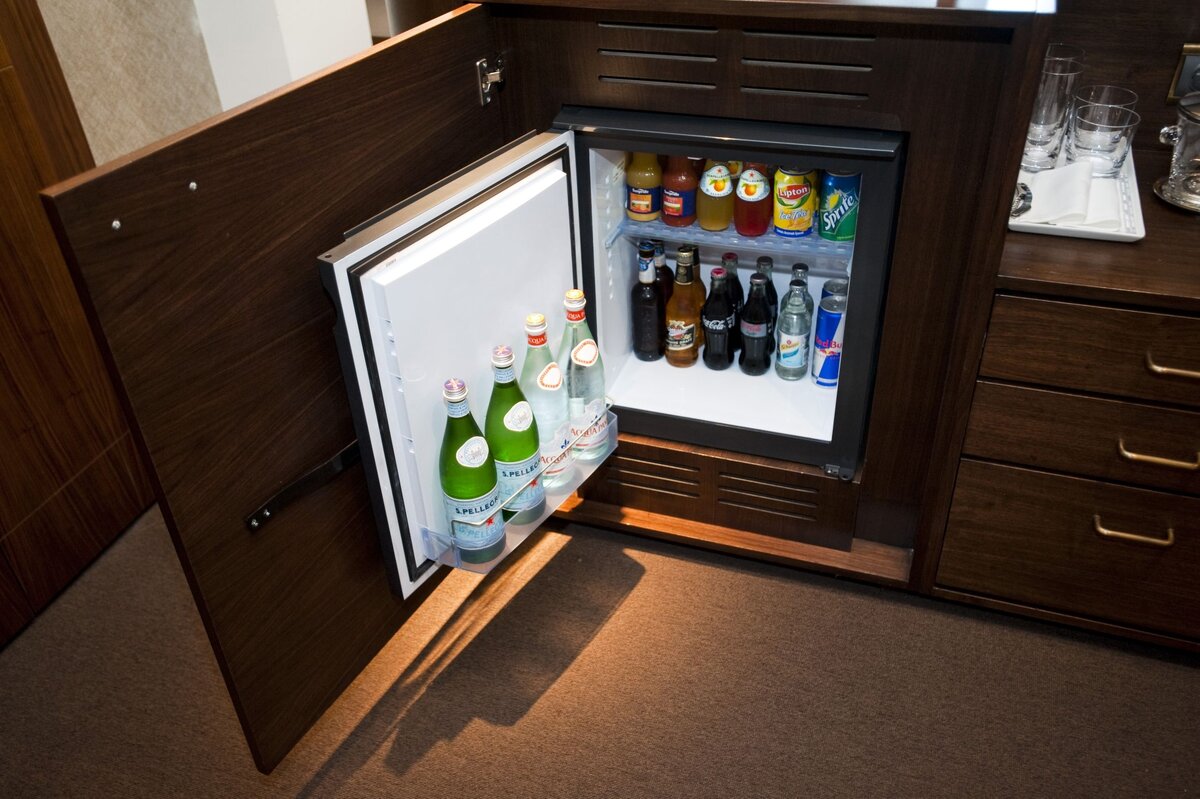 Холодильник мини бар 18l Mini Fridge KT - x18