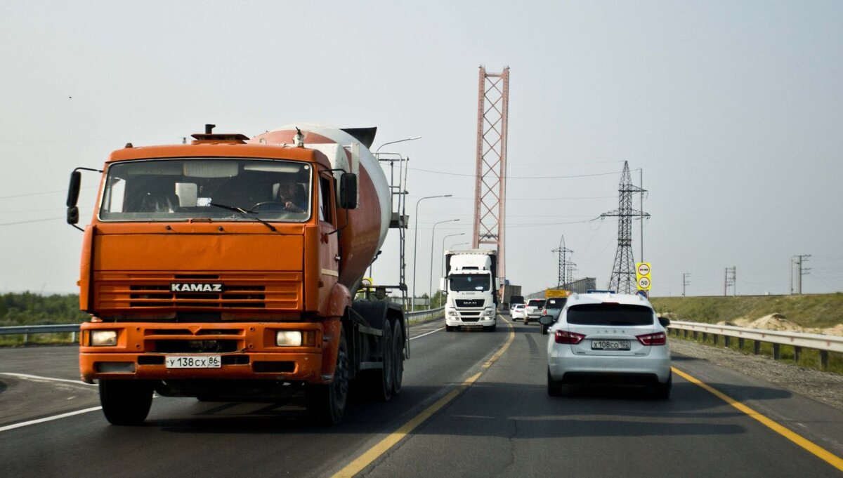    В Сургуте строительство второго моста идет с опережением графика