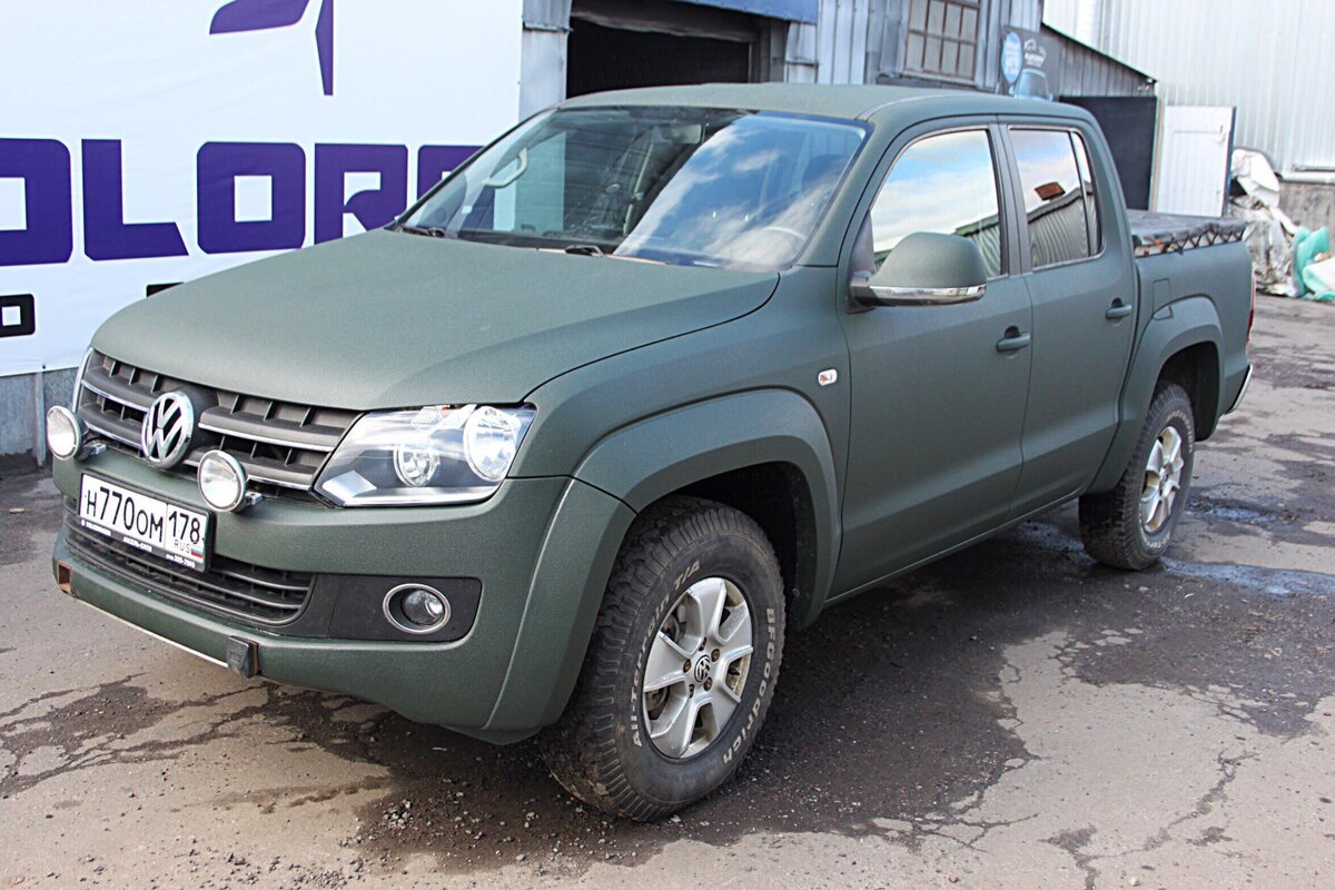 Volkswagen Amarok зелёный Раптор