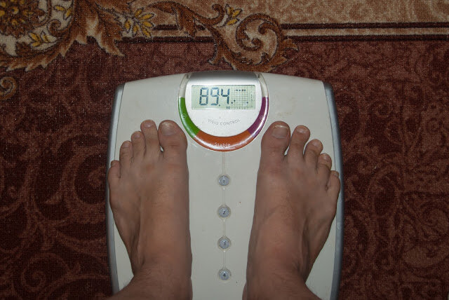 Когда на протяжении нескольких лет ты весишь более центнера, такие цифры воспринимаются как снег в середине июля.  