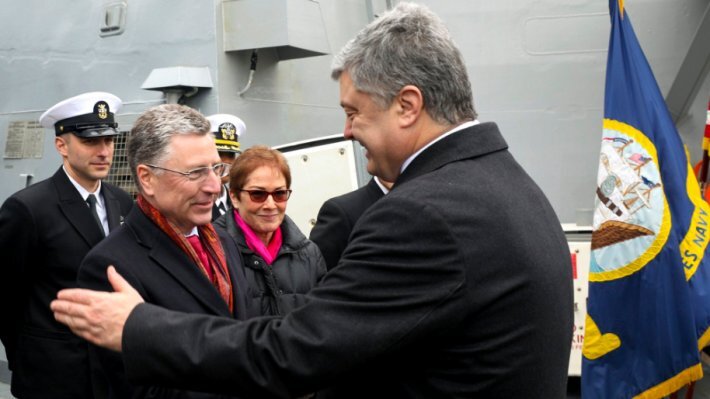 "Тёплая, дружеская" встреча на борту эсминца.