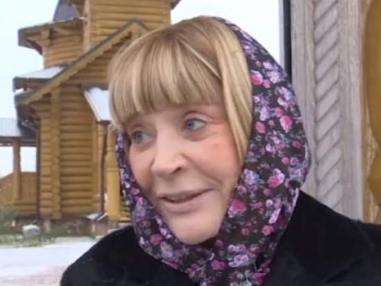 Источник фото: dayonline.ru
На фото: Алла Пугачева