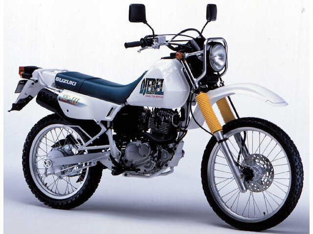 Syzuki DJEBEL125	источник https://www.webike.de/SUZUKI/DJEBEL%20125/538/m-spec/