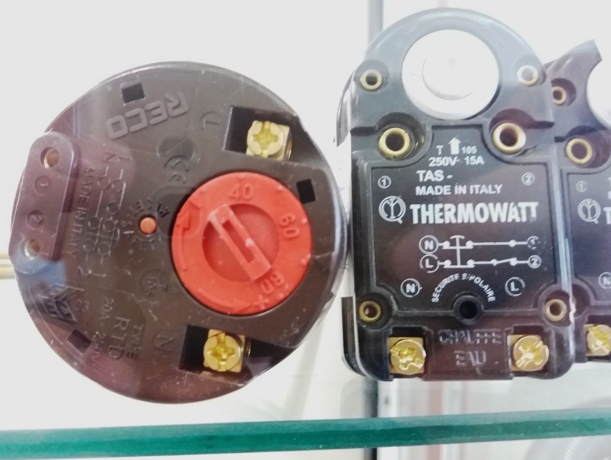 Термостат водонагревателя фирмы REKO и THERMOWATT
