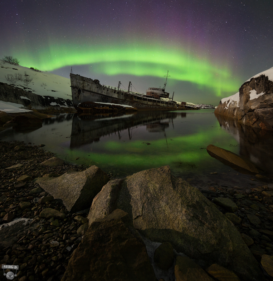 Кладбище кораблей близ г. Полярный, Мурманская область