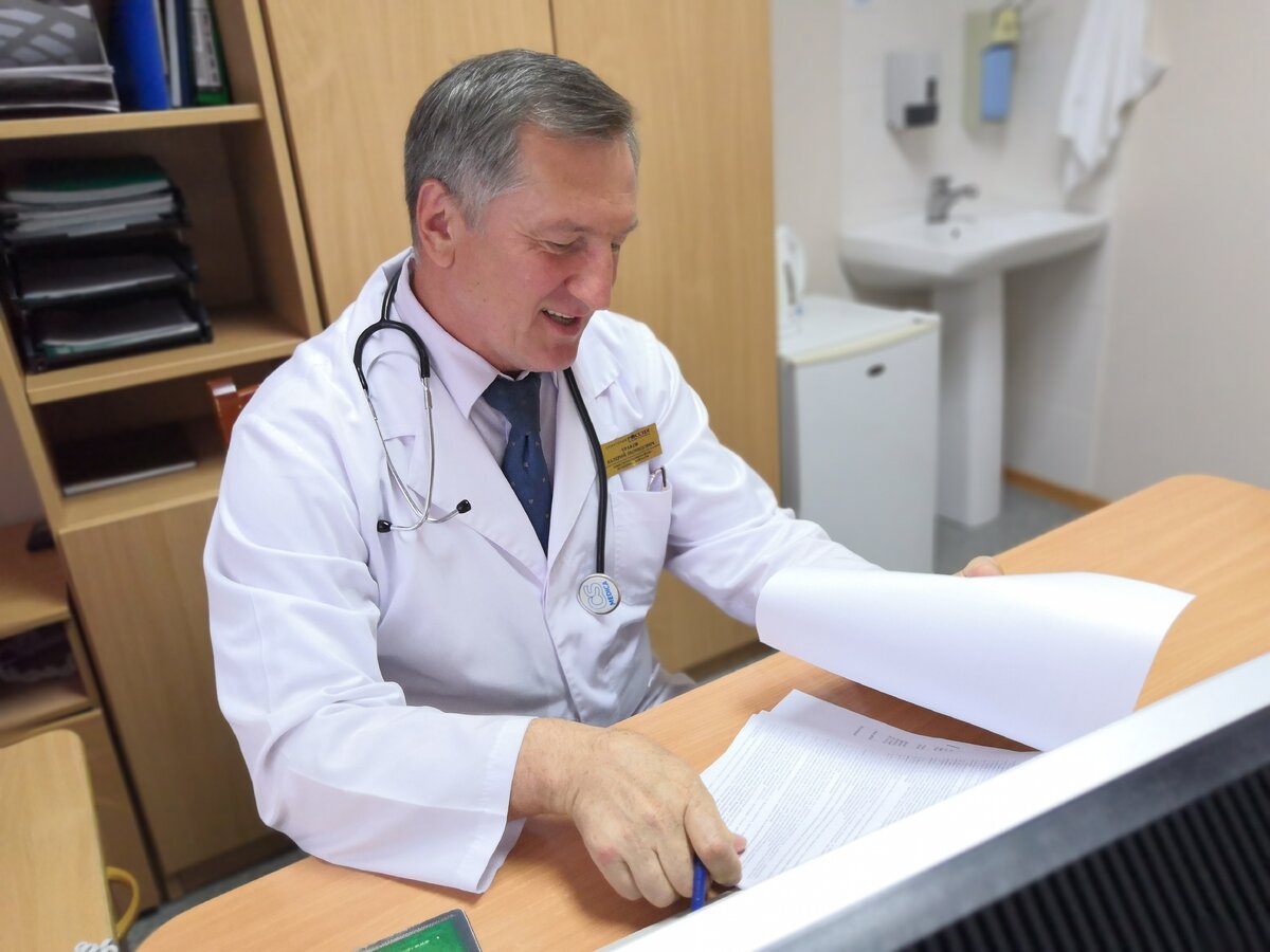 Врач назначит аппликации с рапой в рамках санаторно-курортной путевки при отсутствии противопоказаний.