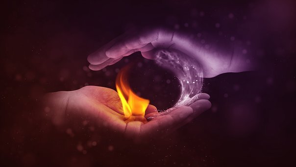 https://cdn.pixabay.com/photo/2017/01/02/21/01/yin-and-yang-1947878__340.jpg