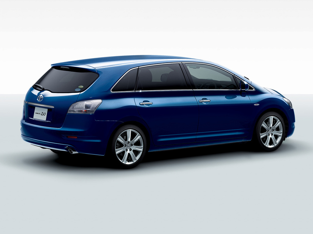 Toyota Mark X Zio. Фотография взята с сервиса Яндекс Картинки 