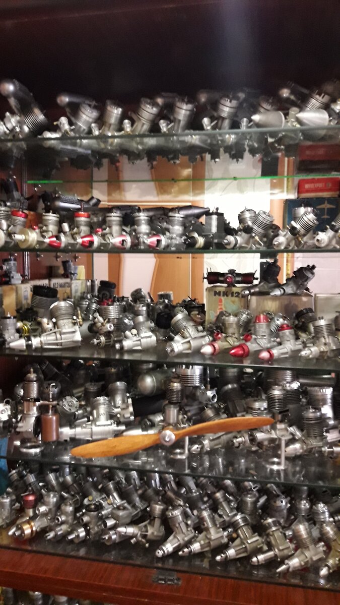 Советские и российские микродвигатели.