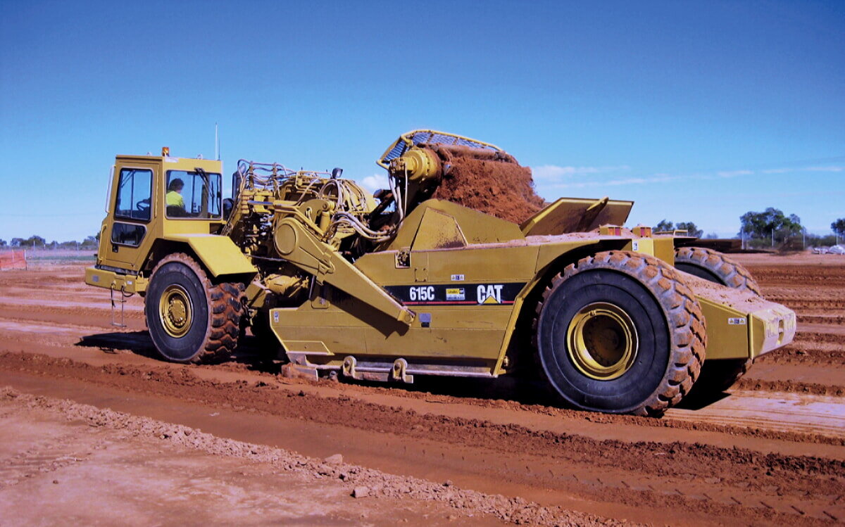 Скрепер Caterpillar 637f