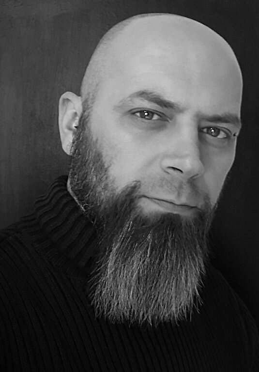 Английский художник, дизайнер, механик и исследователь Падди Хартли